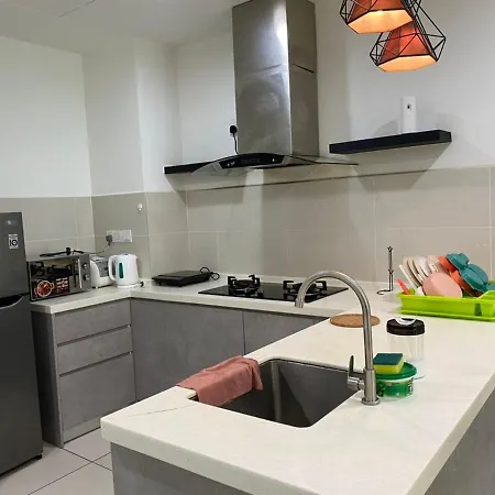 Sa Sutera Avenue Homestay Opposite Imago Kk Kota Kinabalu Exterior photo