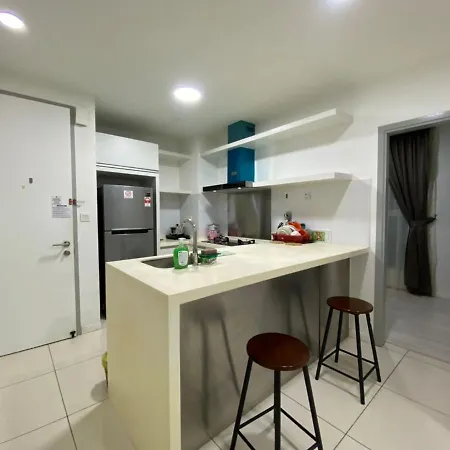 Sa Sutera Avenue Homestay Opposite Imago Kk Kota Kinabalu Exterior photo