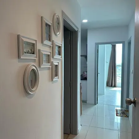 Sa Sutera Avenue Homestay Opposite Imago Kk Kota Kinabalu Exterior photo