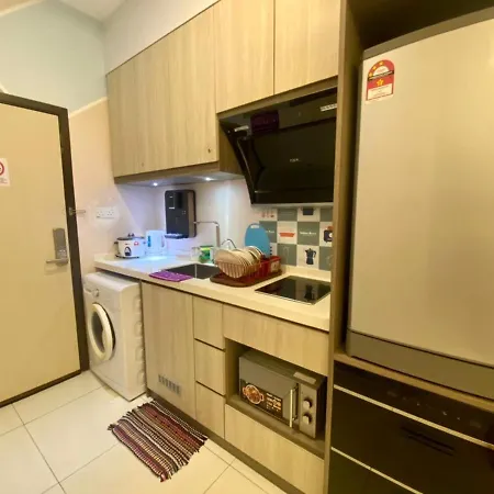 Sa Sutera Avenue Homestay Opposite Imago Kk Kota Kinabalu Exterior photo