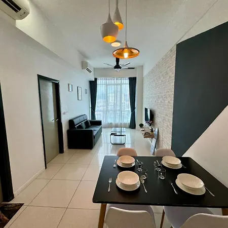 Sa Sutera Avenue Homestay Opposite Imago Kk Kota Kinabalu Exterior photo