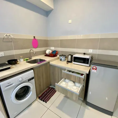 Sa Sutera Avenue Homestay Opposite Imago Kk Kota Kinabalu Exterior photo