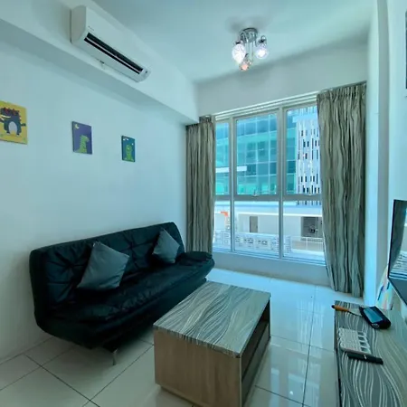 Sa Sutera Avenue Homestay Opposite Imago Kk Kota Kinabalu Exterior photo