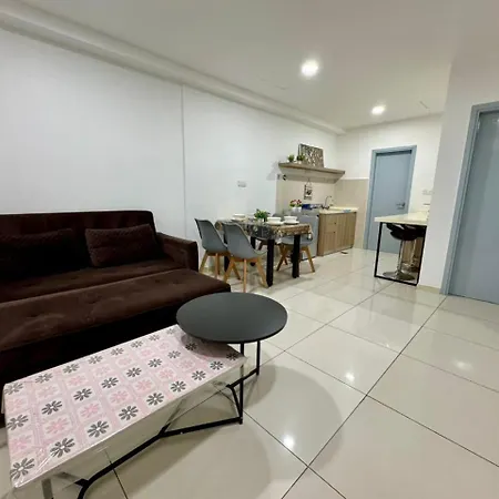 Sa Sutera Avenue Homestay Opposite Imago Kk Kota Kinabalu Exterior photo