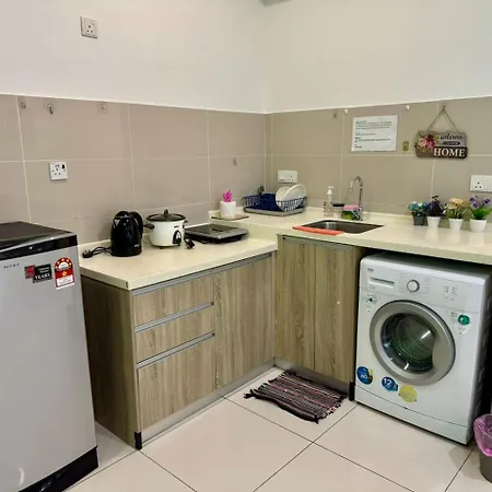 Sa Sutera Avenue Homestay Opposite Imago Kk Kota Kinabalu Exterior photo